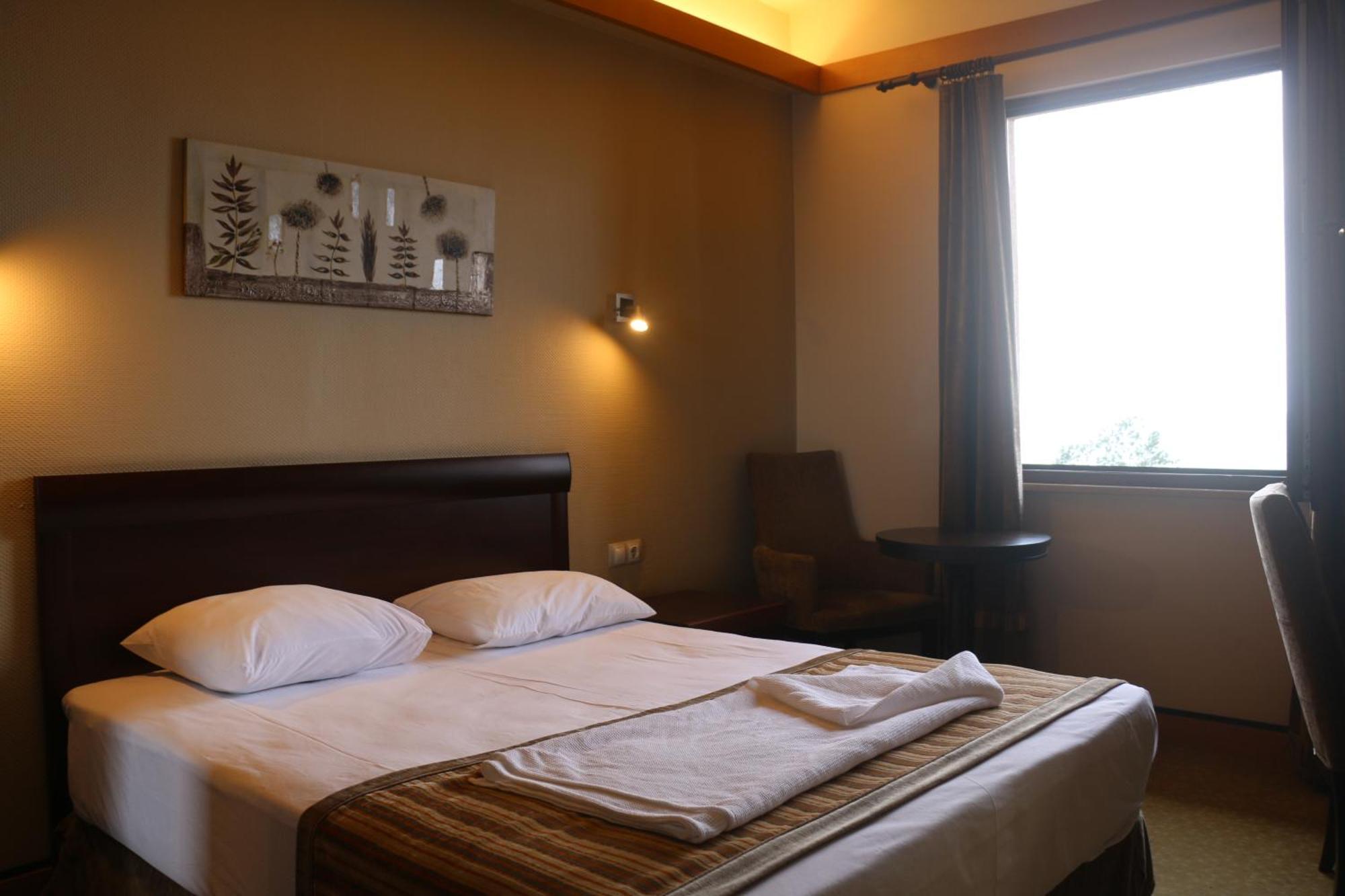 Hotel Lazlakar Sogutlu  Kültér fotó